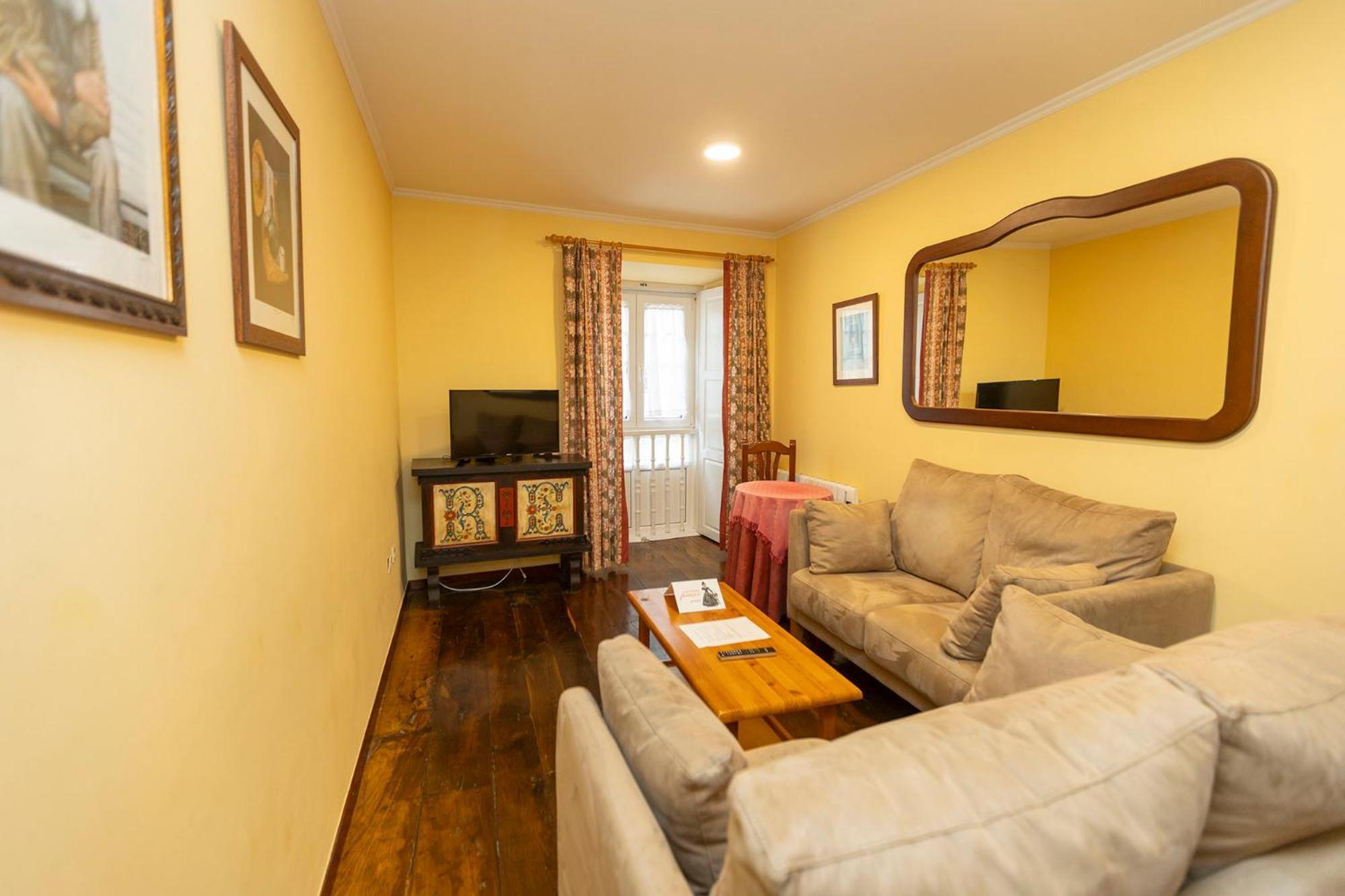 Escuder Apartamentos Turisticos Ribadeo Esterno foto