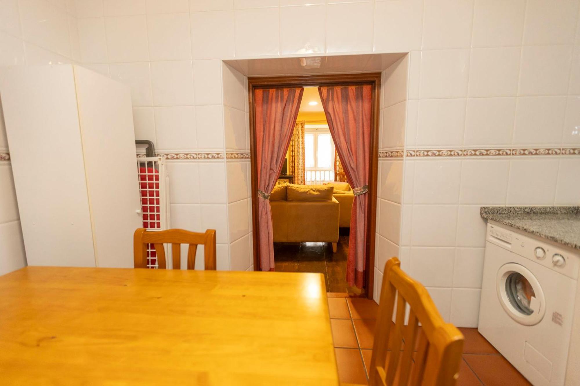 Escuder Apartamentos Turisticos Ribadeo Esterno foto