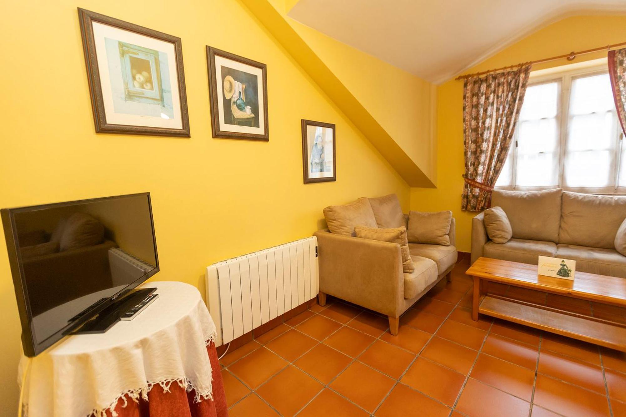 Escuder Apartamentos Turisticos Ribadeo Esterno foto