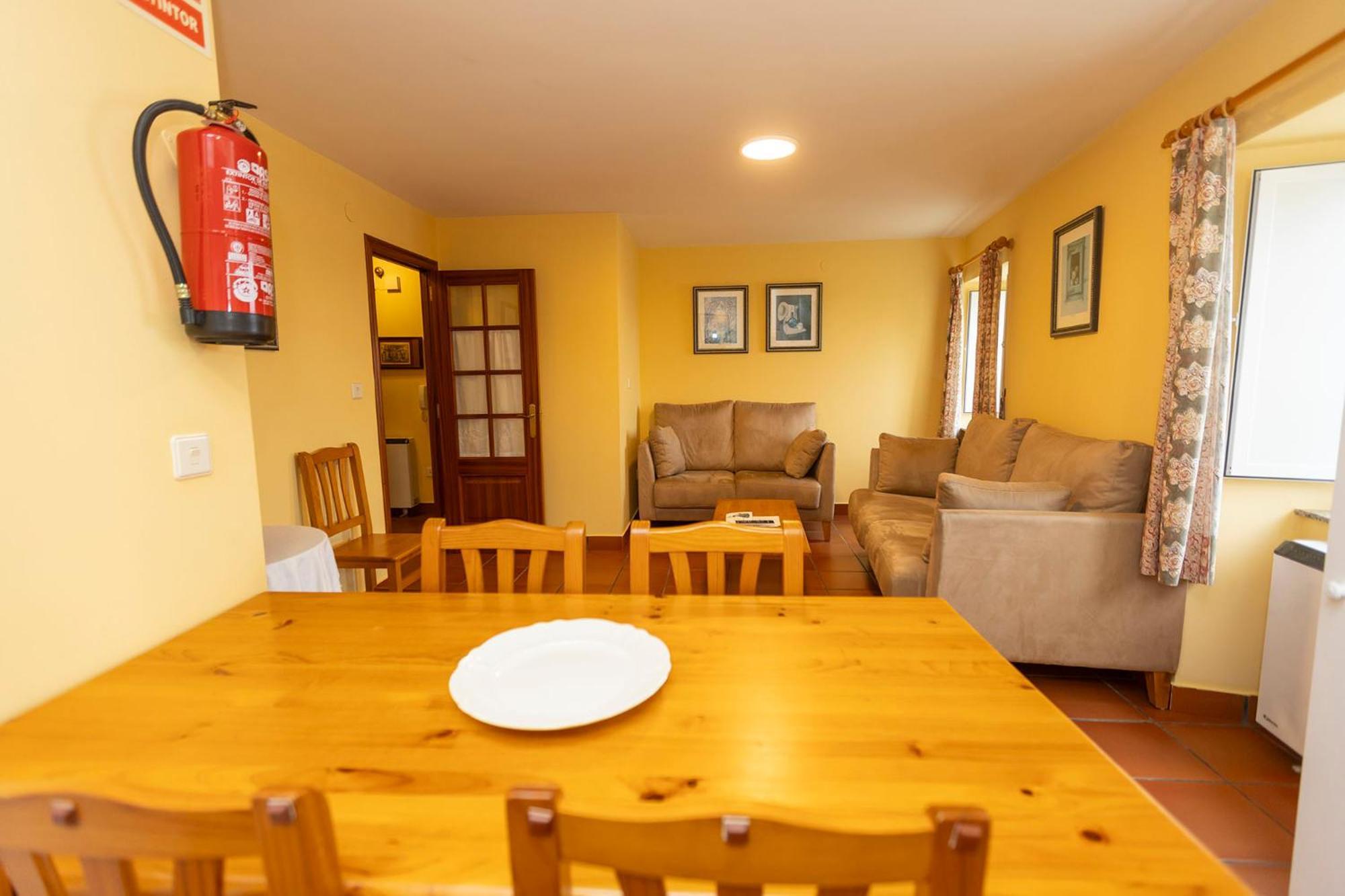 Escuder Apartamentos Turisticos Ribadeo Esterno foto
