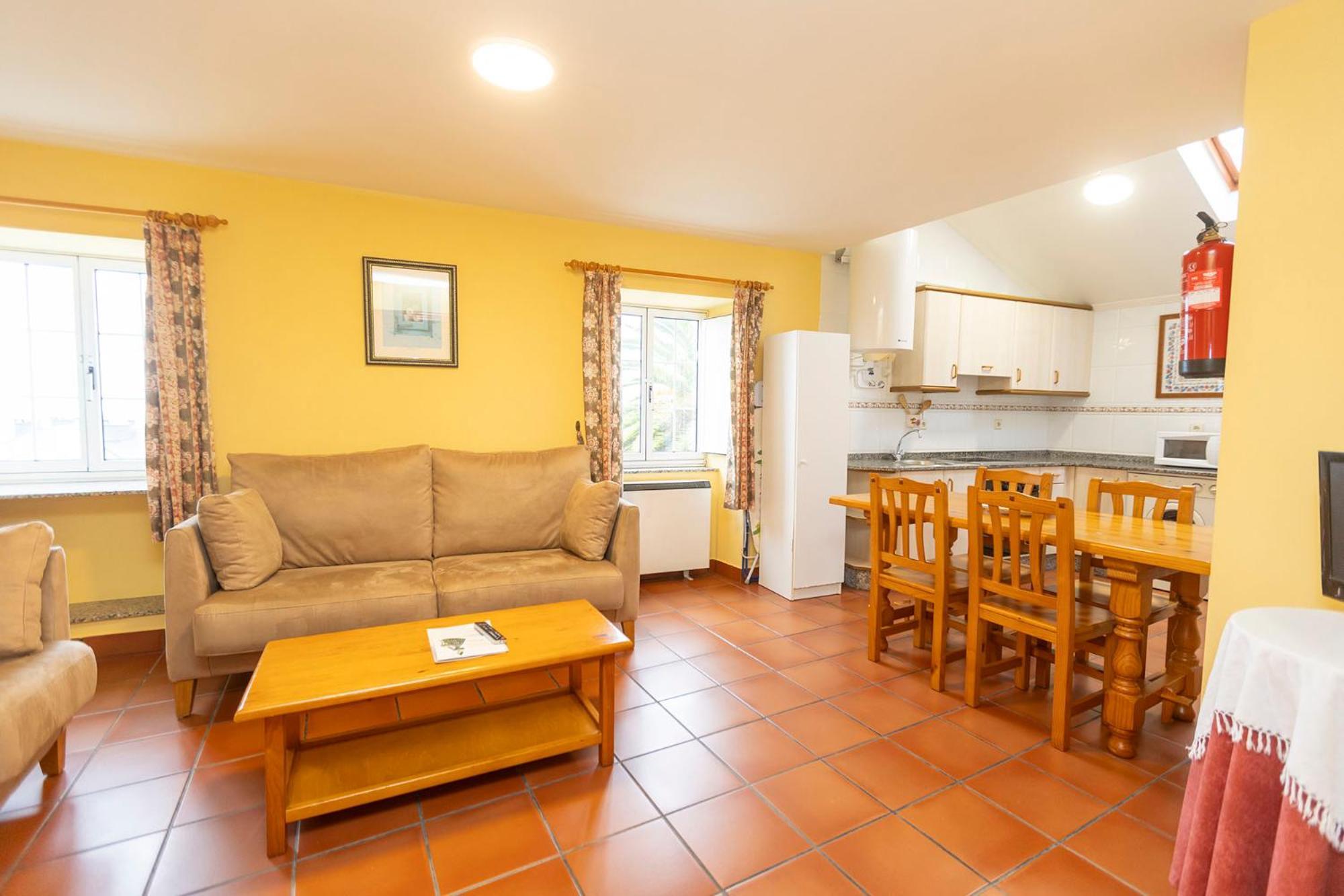 Escuder Apartamentos Turisticos Ribadeo Esterno foto